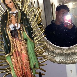 Meet your Posher, Chava